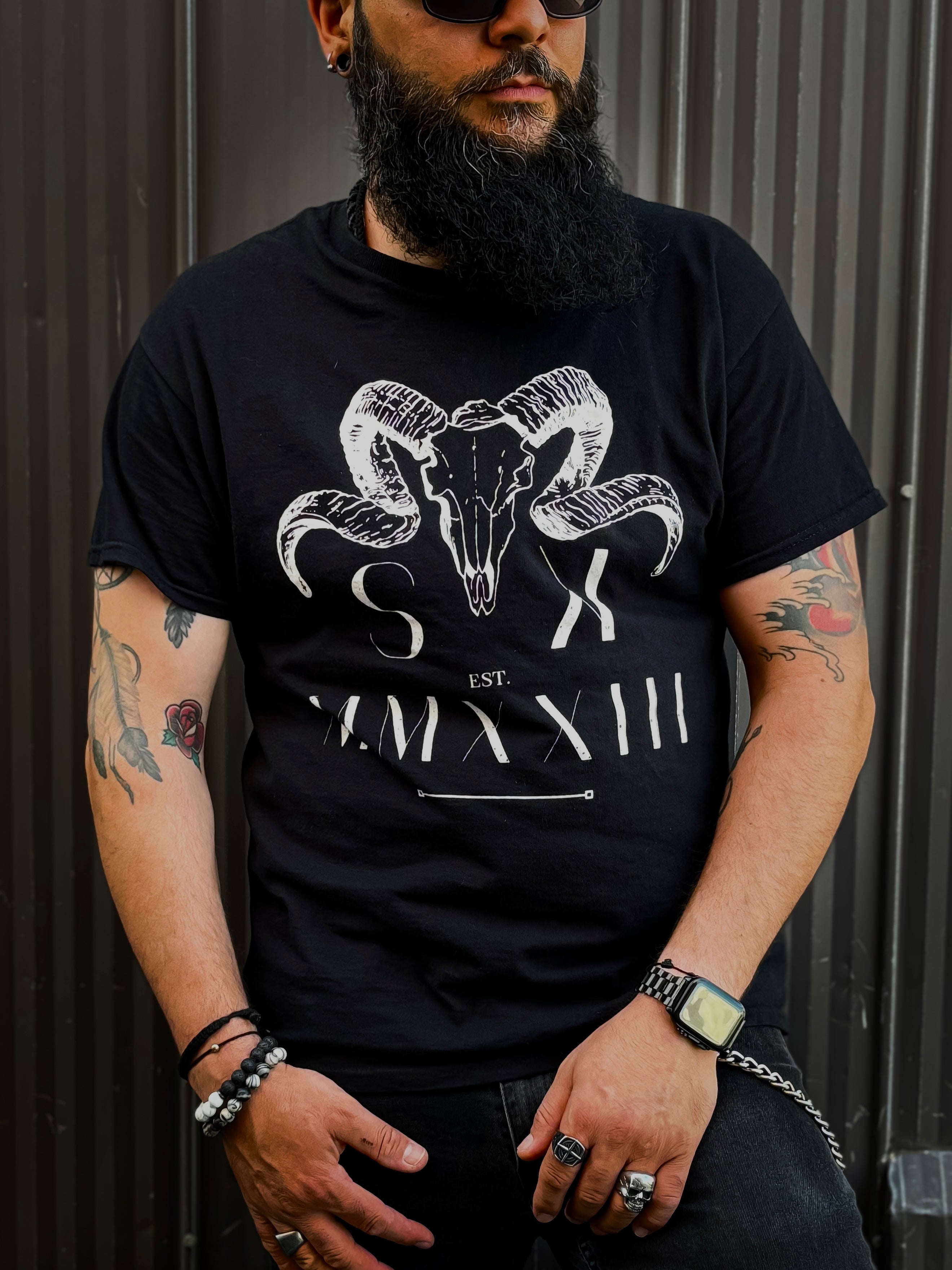 Ram skull t shirt hotsell